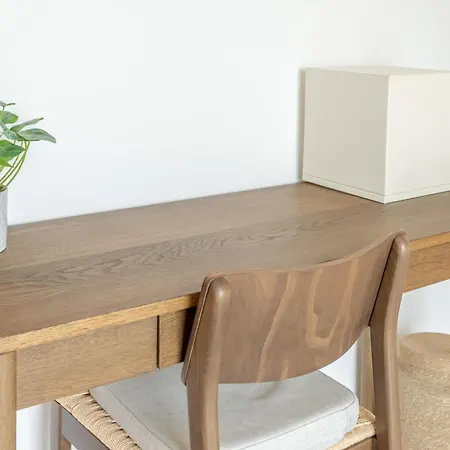 Modern 4-bedroom With Infinity Pool