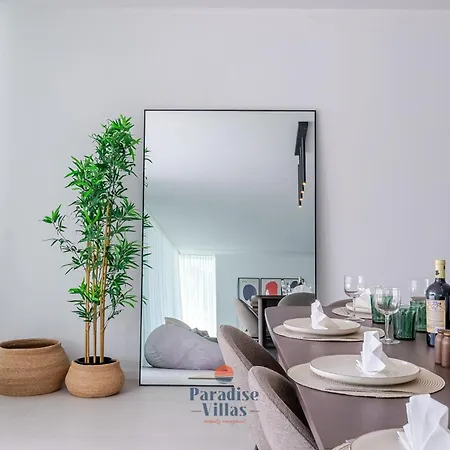 Modern 4-bedroom With Infinity Pool البوفيرا